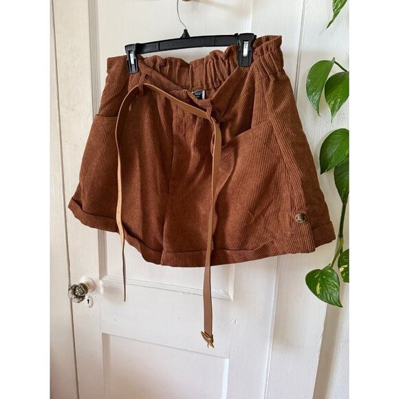 SHEIN curve women’s size 2x-large brown textured shorts - Picture 3 of 8